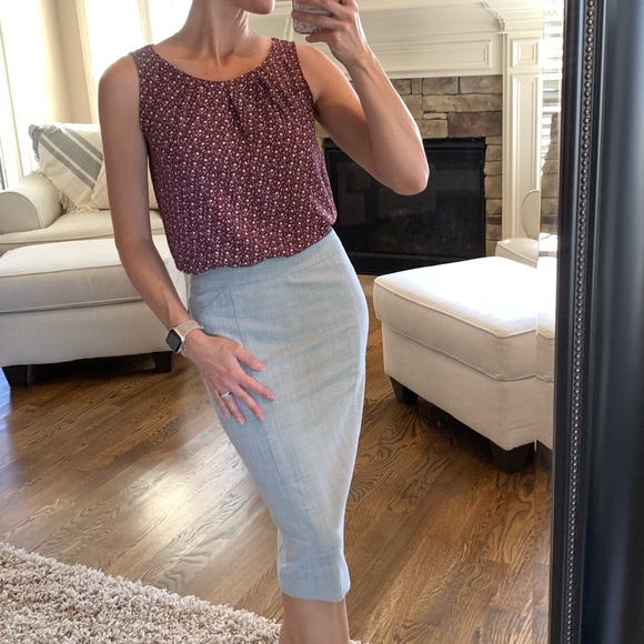 ANN TAYLOR LOFT Size 0 Gray Burgundy Pencil Skirt Blouse Set Career Office - Picture 14 of 14